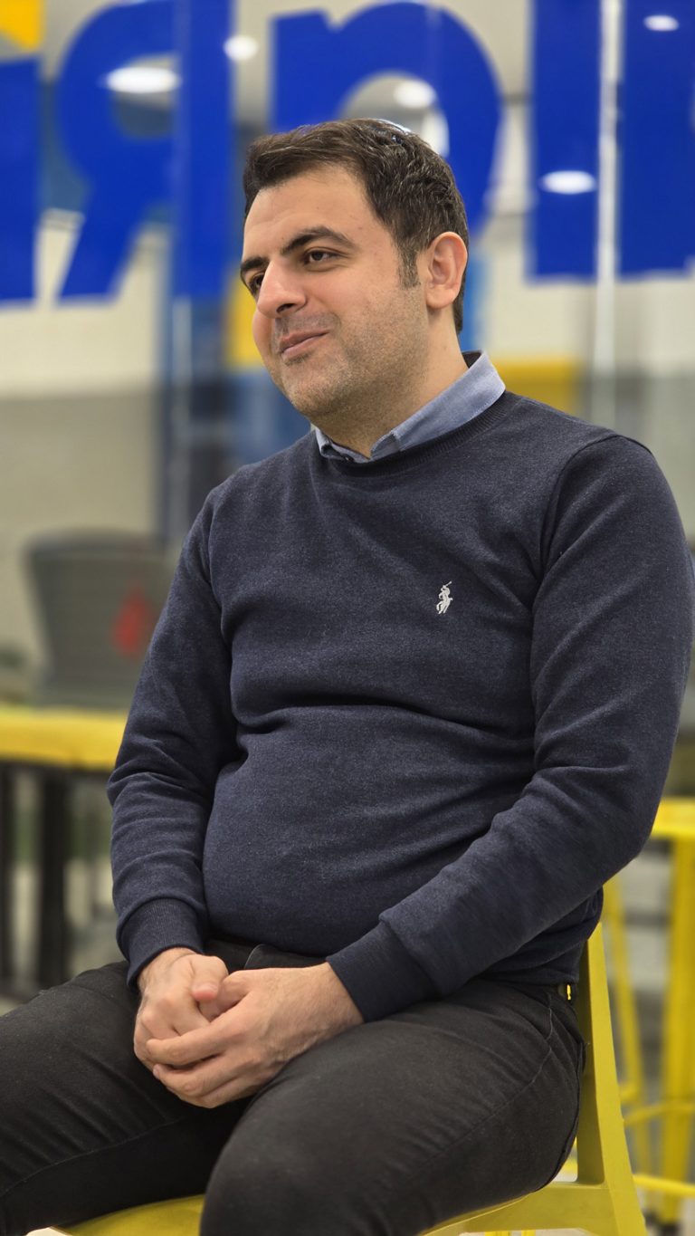 حسین-روشندل-حسابداری-سیبا-در-کارگاه-کسب-درآمد-از-طراحی-سایت